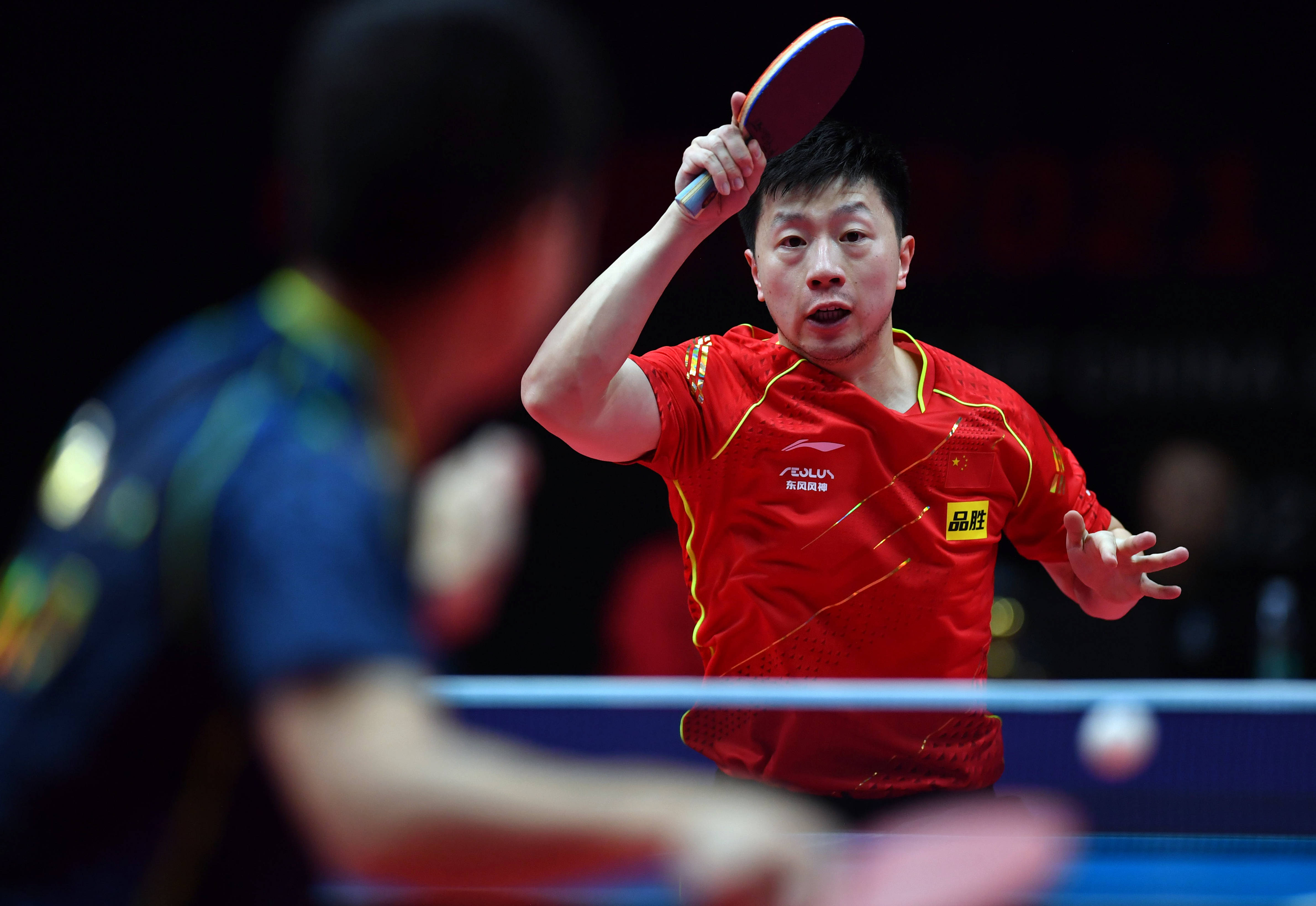 都更像是一 都更像是一