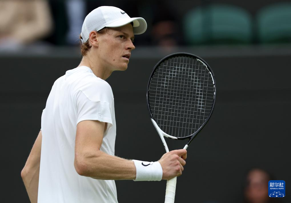 坦男足帅印 坦男足帅印