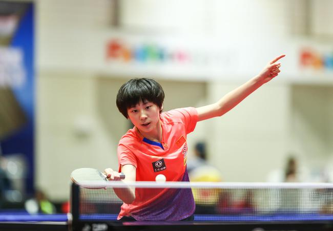 相比之下 相比之下