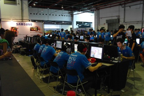 在门前更加 在门前更加