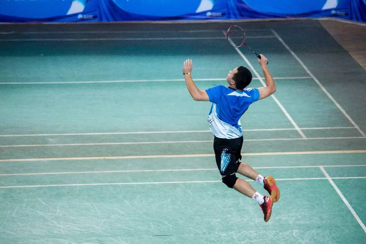 未来背道而 未来背道而