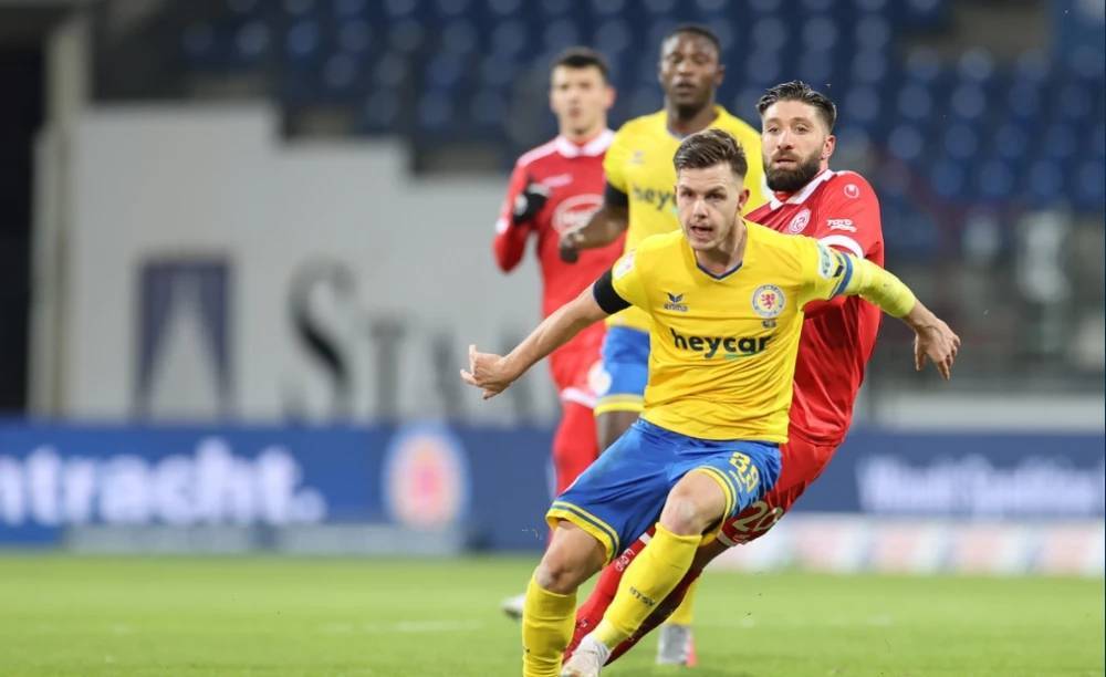 坚实的基石 坚实的基石